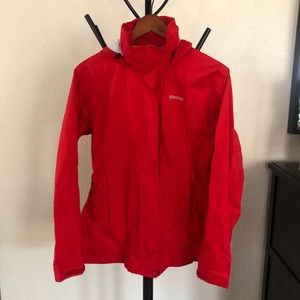 Marmot women’s rain shell